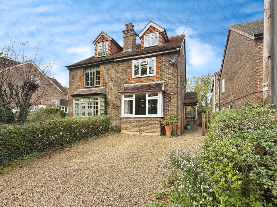 3 bed semi-detached house for sale in Hayes Lane, Slinfold