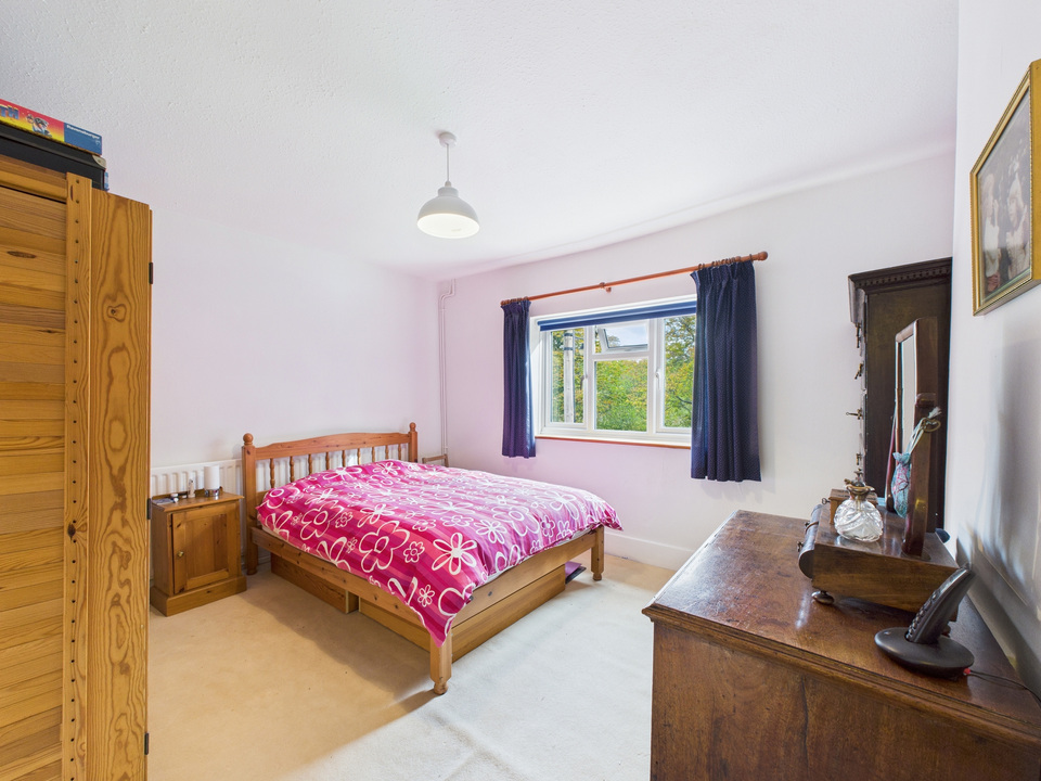 3 bed semi-detached house for sale in Hayes Lane, Slinfold - Property Image 5