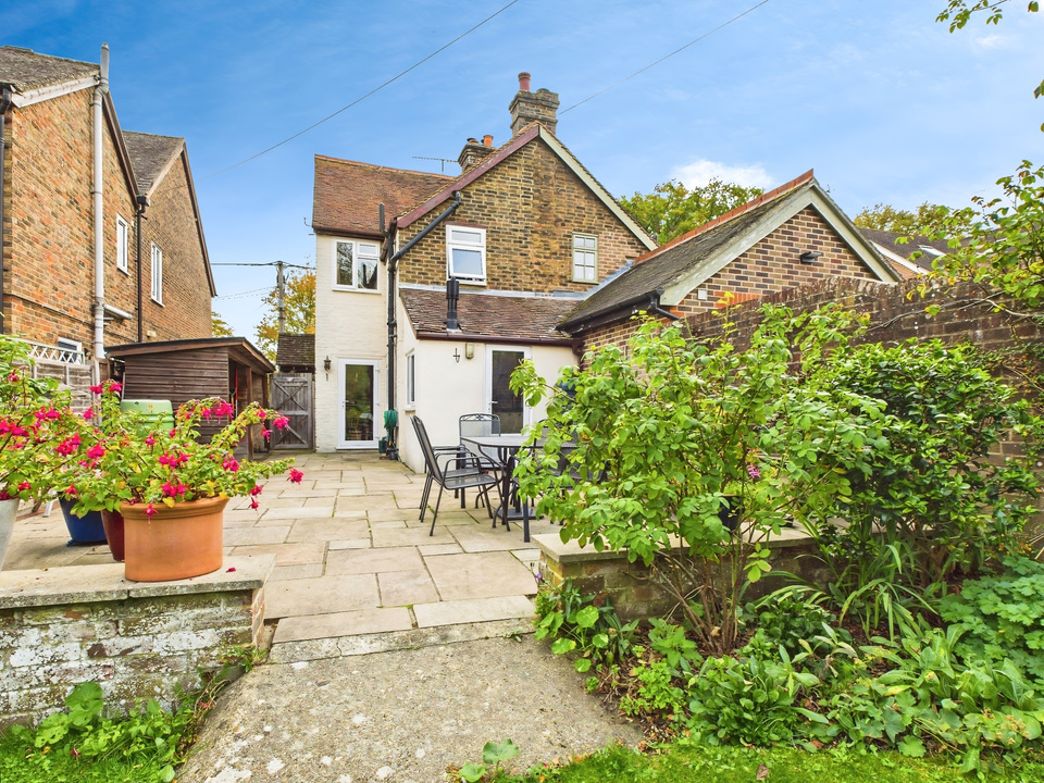 3 bed semi-detached house for sale in Hayes Lane, Slinfold - Property Image 9