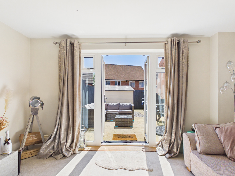 2 bed terraced house for sale in High Beeches, Faygate  - Property Image 14
