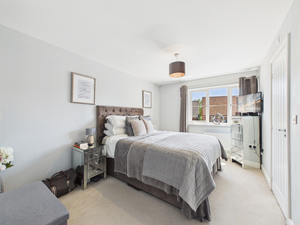2 bed terraced house for sale in High Beeches, Faygate  - Property Image 5