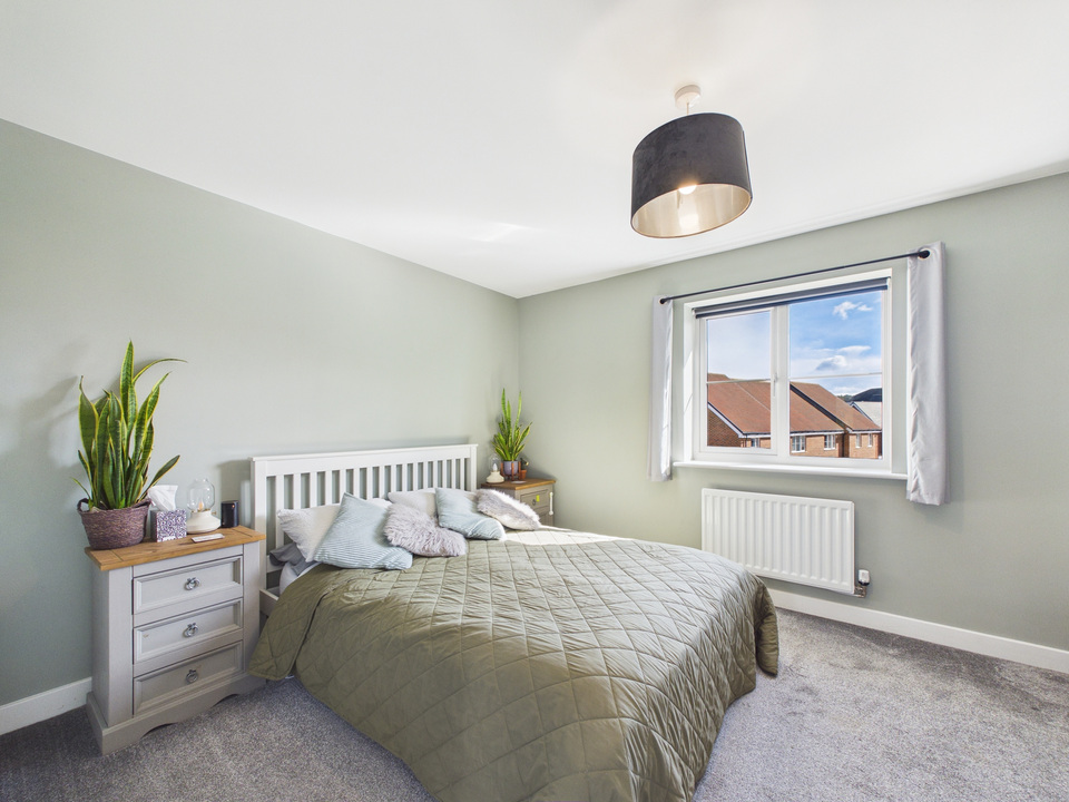 2 bed end of terrace house for sale in Somerset Road, Faygate, Horsham, West Sussex  - Property Image 6