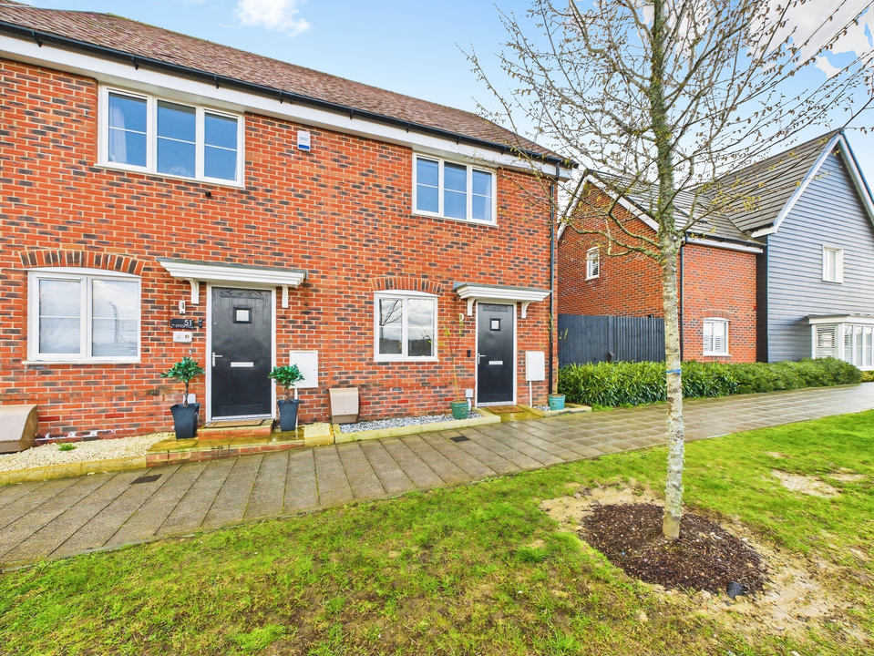 2 bed end of terrace house for sale in Somerset Road, Faygate, Horsham, West Sussex  - Property Image 13