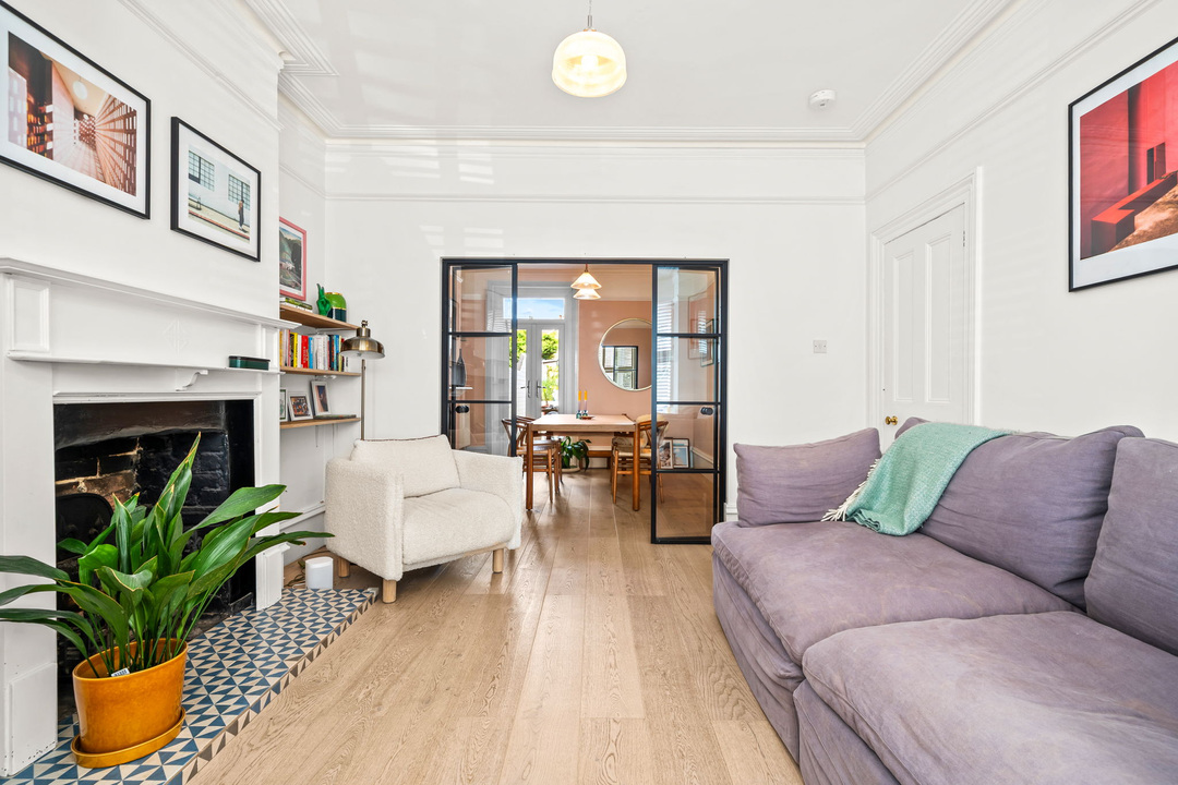 5 bed end of terrace house for sale in Devonshire Road, Horsham  - Property Image 14