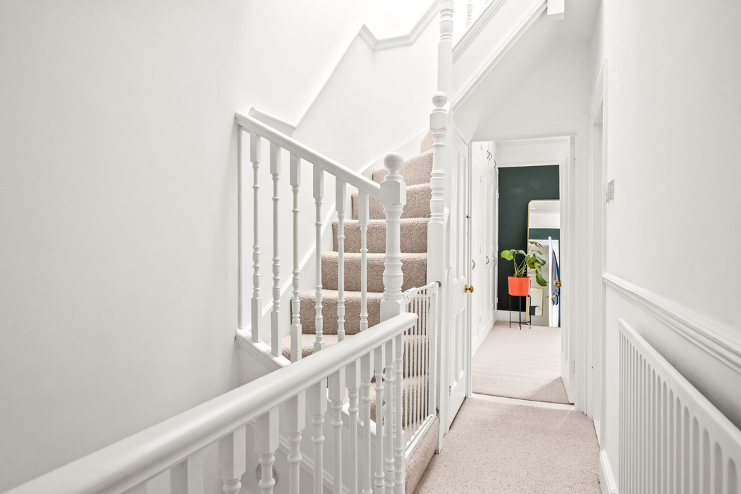 5 bed end of terrace house for sale in Devonshire Road, Horsham  - Property Image 20