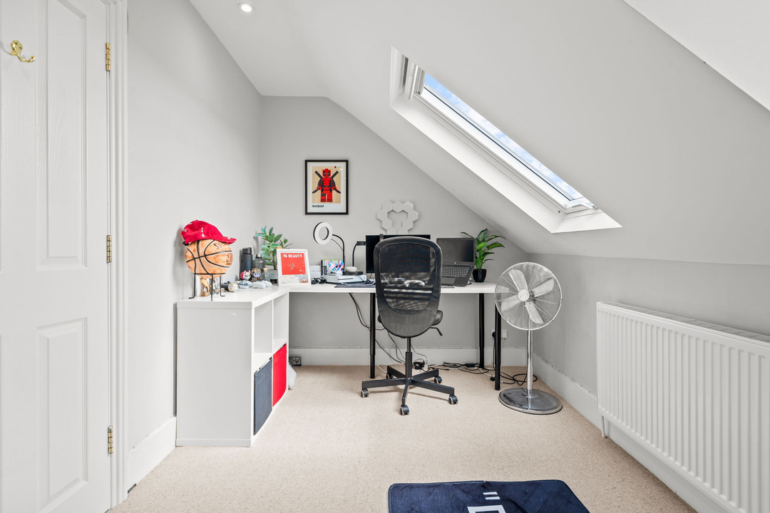 5 bed end of terrace house for sale in Devonshire Road, Horsham  - Property Image 22