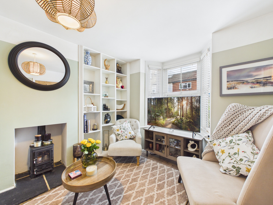 3 bed semi-detached house for sale in Barrington Road, Horsham, West Sussex - Property Image 2