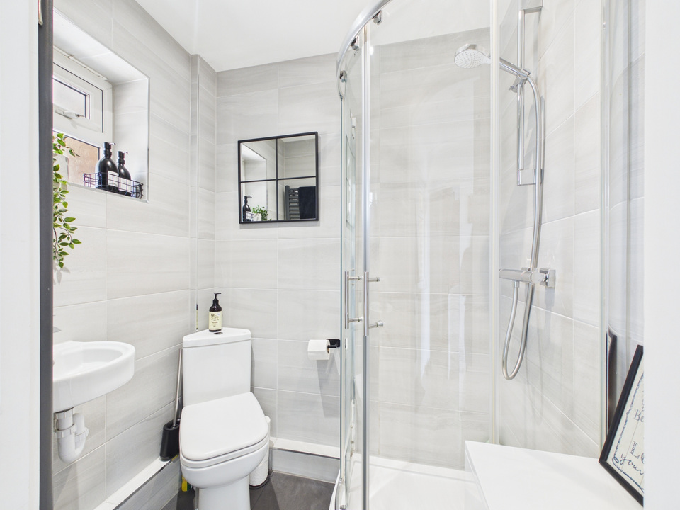 4 bed semi-detached house for sale in Barleycroft, Cowfold  - Property Image 13
