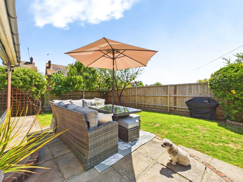 4 bed semi-detached house for sale in Barleycroft, Cowfold  - Property Image 17