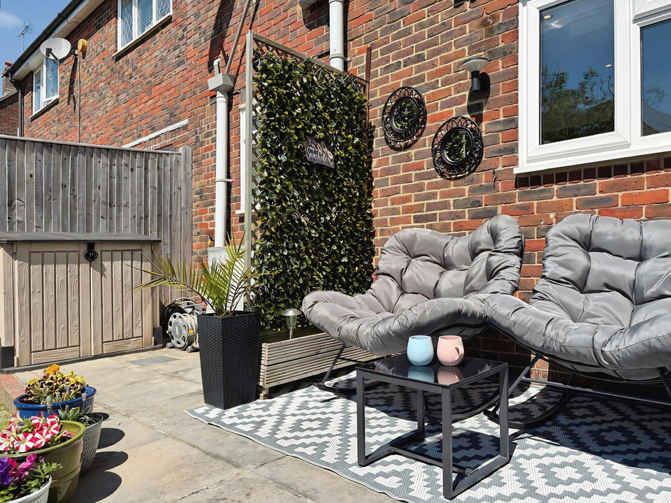 4 bed semi-detached house for sale in Barleycroft, Cowfold  - Property Image 18