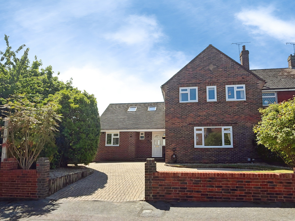 4 bed semi-detached house for sale in Barleycroft, Cowfold