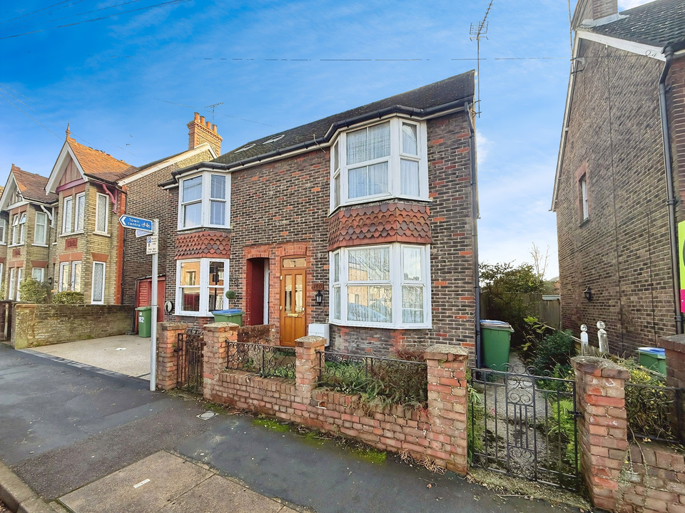 3 bed semi-detached house for sale in New Street, Horsham  - Property Image 1