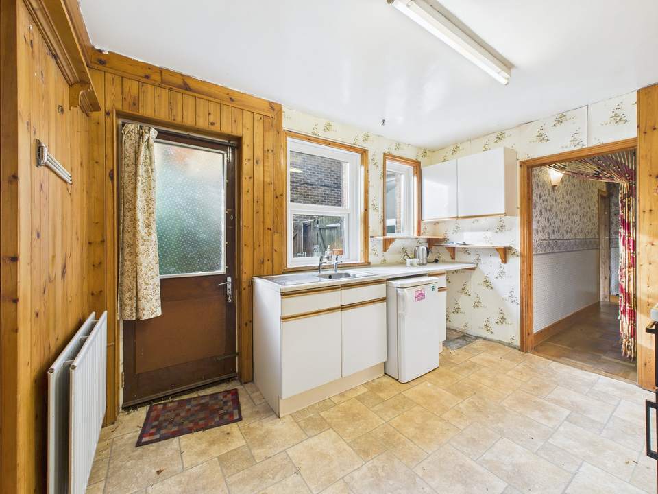 3 bed semi-detached house for sale in New Street, Horsham  - Property Image 13