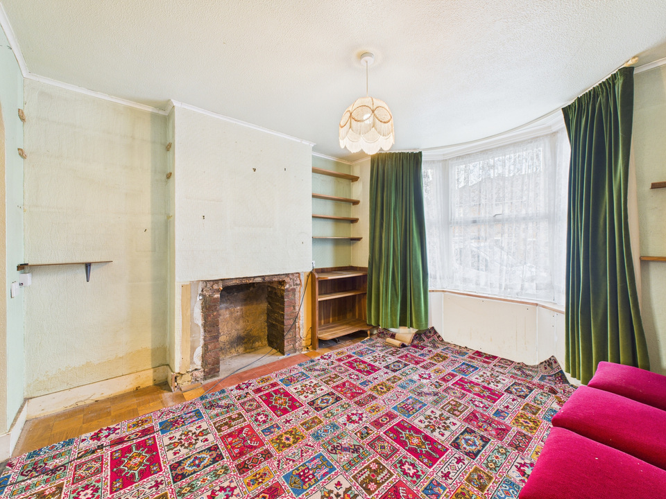 3 bed semi-detached house for sale in New Street, Horsham  - Property Image 14