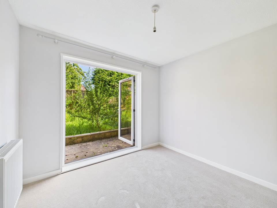 1 bed apartment for sale in Charrington Way, Broadbridge Heath - Property Image 10