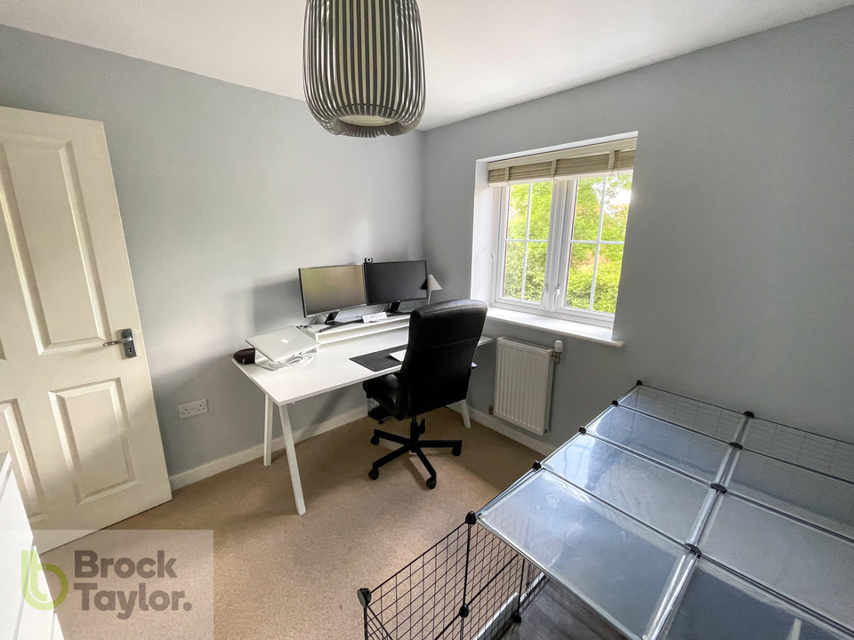 2 bed apartment for sale in Heydon Way, Broadbridge Heath  - Property Image 6