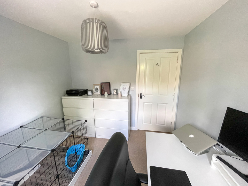 2 bed apartment for sale in Heydon Way, Broadbridge Heath  - Property Image 17