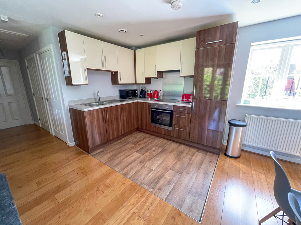 2 bed apartment for sale in Heydon Way, Broadbridge Heath  - Property Image 14