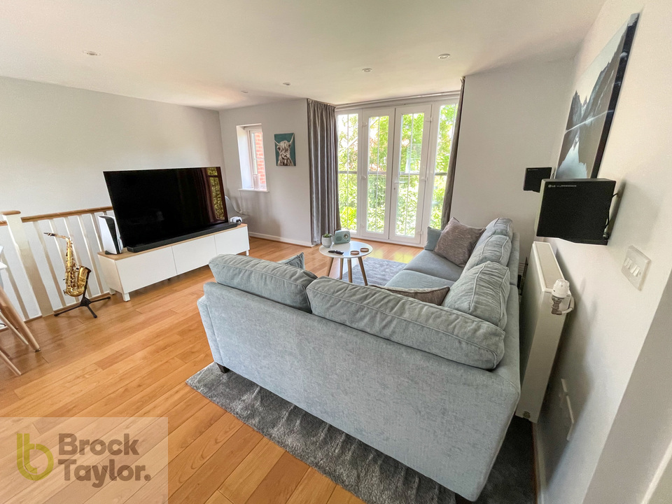 2 bed apartment for sale in Heydon Way, Broadbridge Heath  - Property Image 10