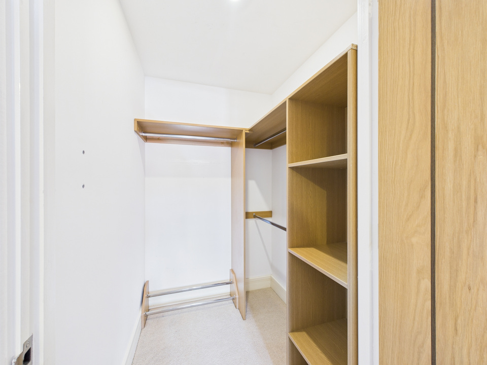 2 bed apartment for sale in Brighton Road, Horsham  - Property Image 7