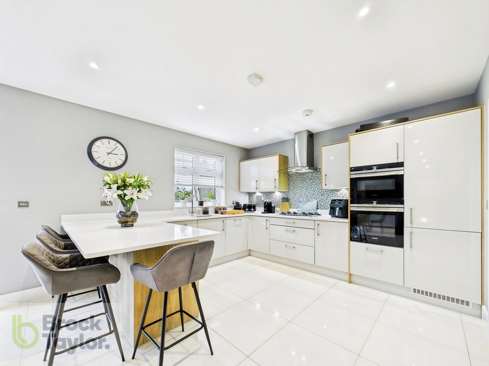 4 bed detached house for sale in Crouch Fields, Ansty, West Sussex, RH17 5NW  - Property Image 9