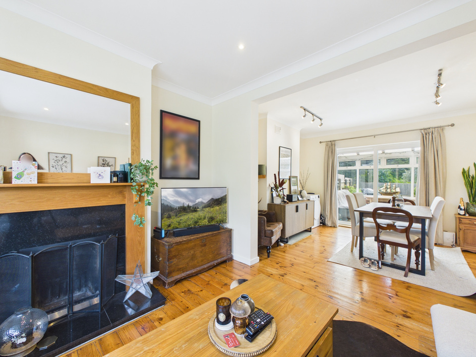 3 bed semi-detached house for sale in Greenway, Horsham  - Property Image 15