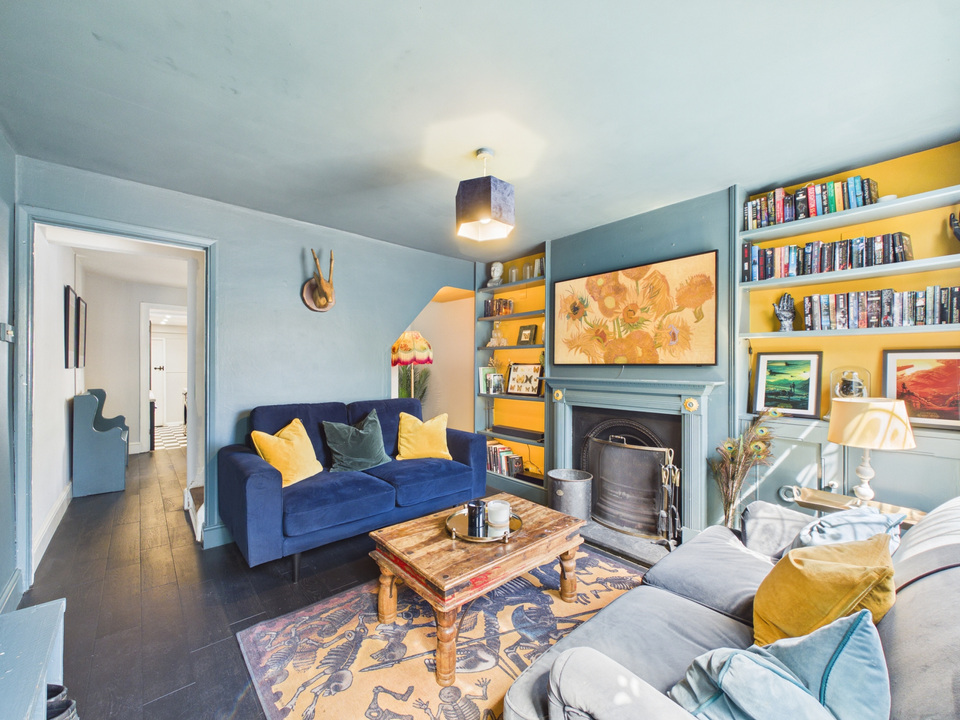 2 bed semi-detached house for sale in Park Terrace West, Horsham  - Property Image 14