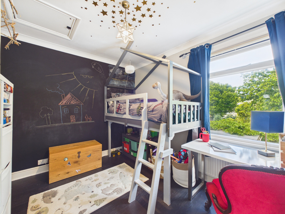 2 bed semi-detached house for sale in Park Terrace West, Horsham  - Property Image 6