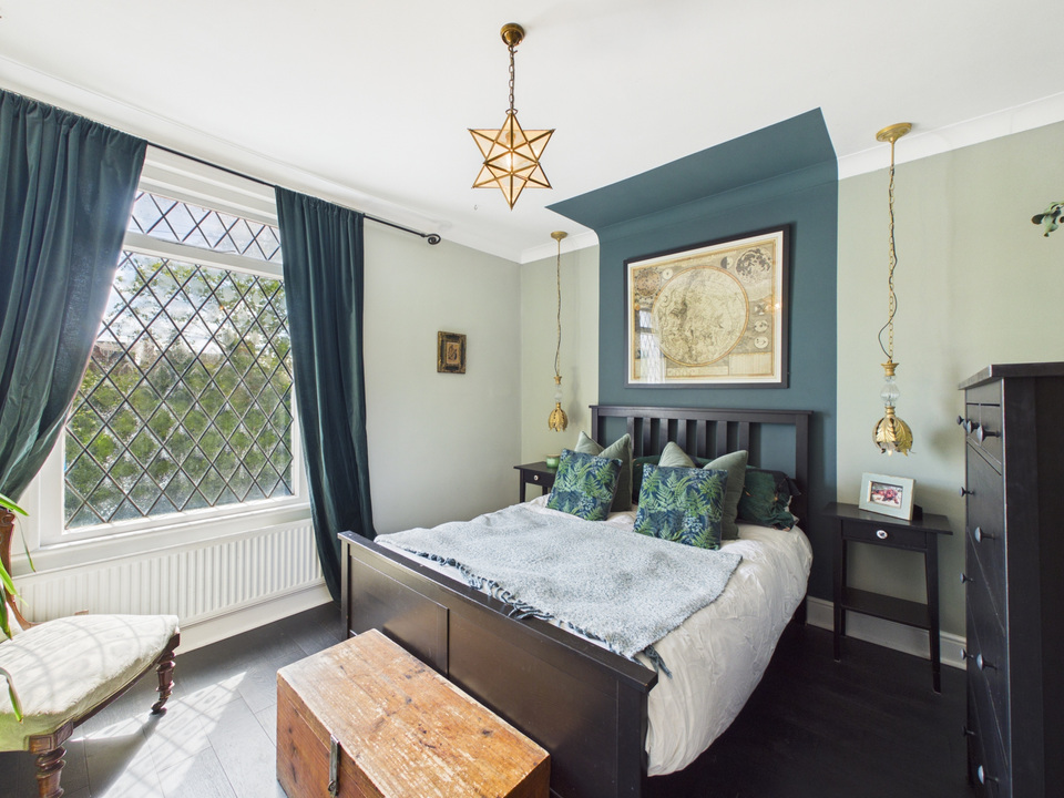 2 bed semi-detached house for sale in Park Terrace West, Horsham  - Property Image 15