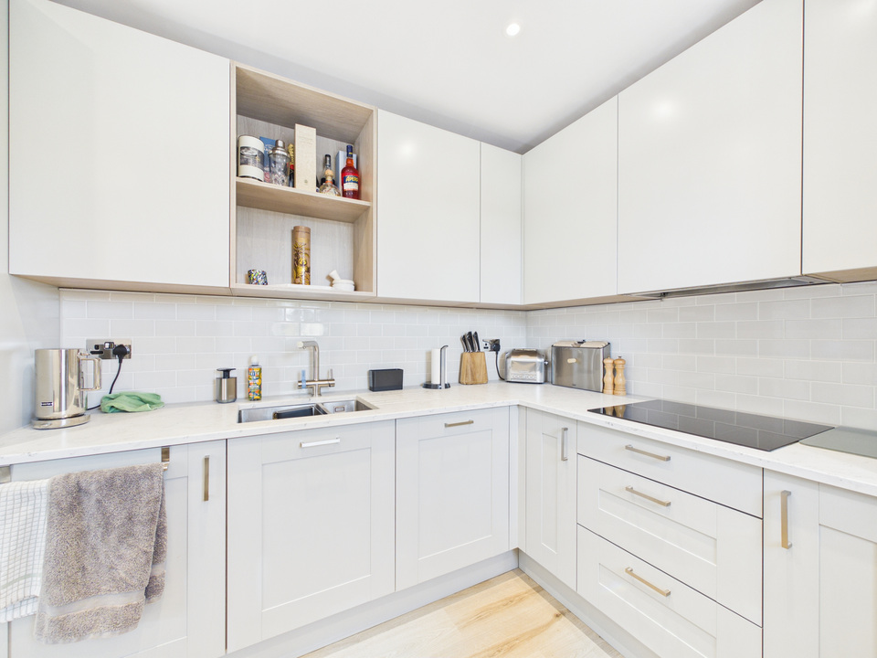 1 bed apartment for sale in Rochford Lodge, The Boulevard, Horsham  - Property Image 7