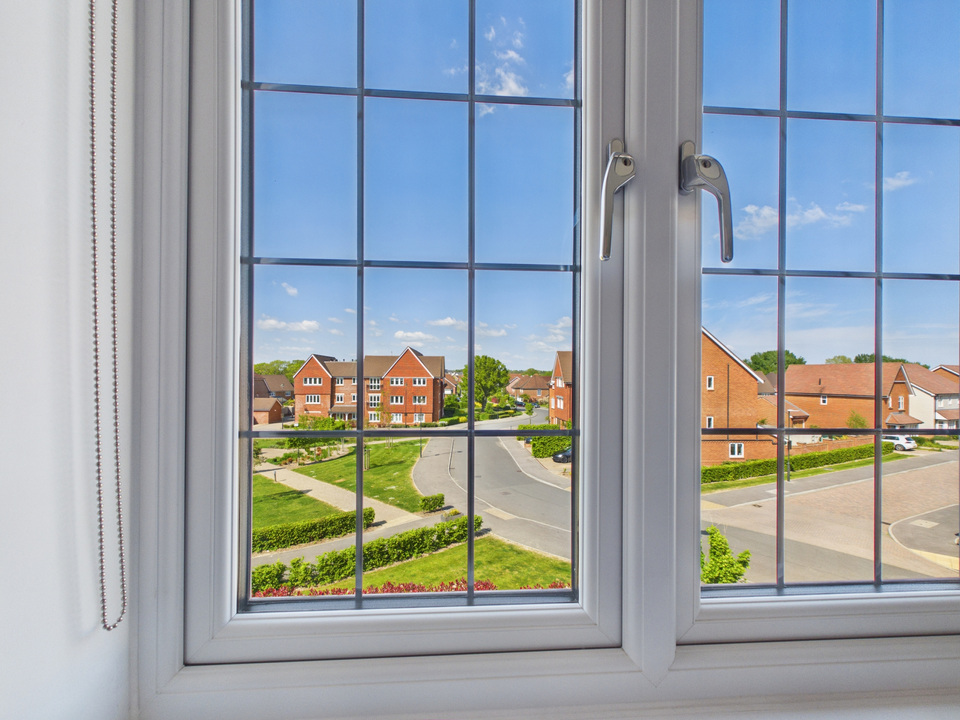 1 bed apartment for sale in Rochford Lodge, The Boulevard, Horsham  - Property Image 13