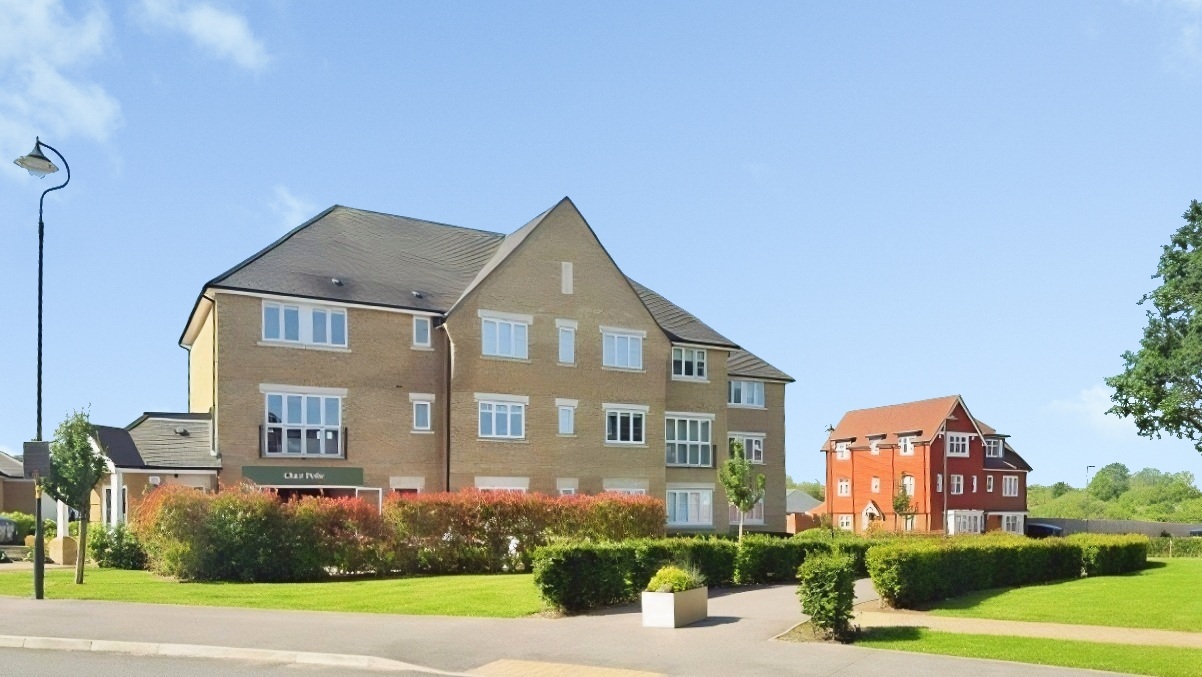 1 bed apartment for sale in Rochford Lodge, The Boulevard, Horsham - Property Image 1