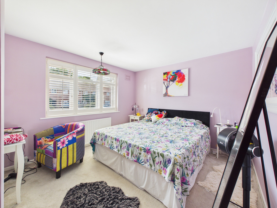 4 bed semi-detached house for sale in Longfield Road, Horsham  - Property Image 5