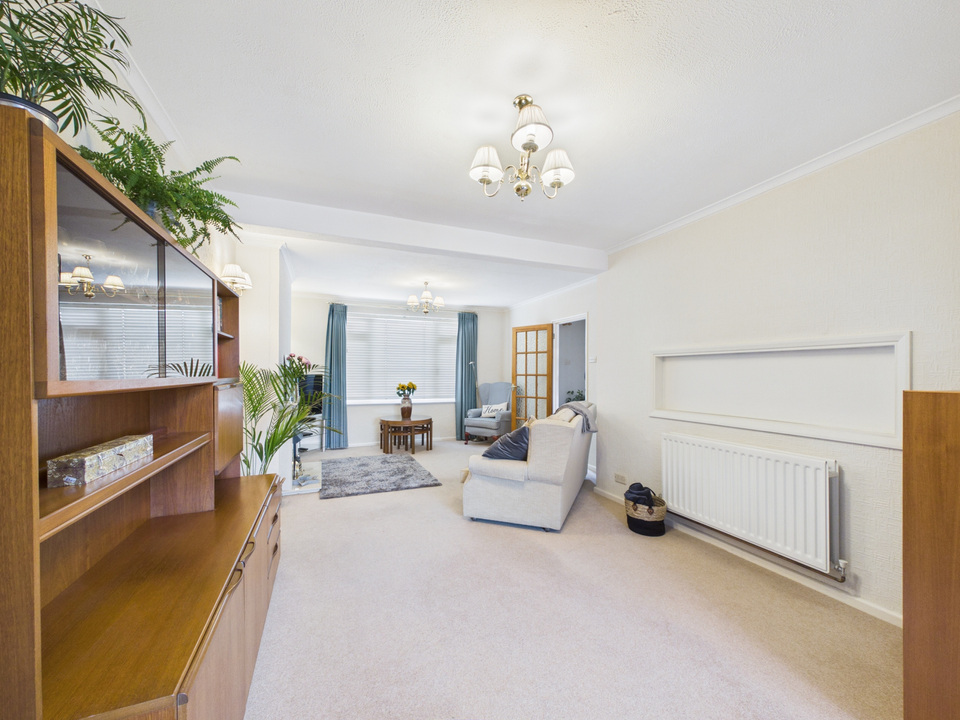 3 bed semi-detached house for sale in Farhalls Crescent, Horsham, West Sussex  - Property Image 11
