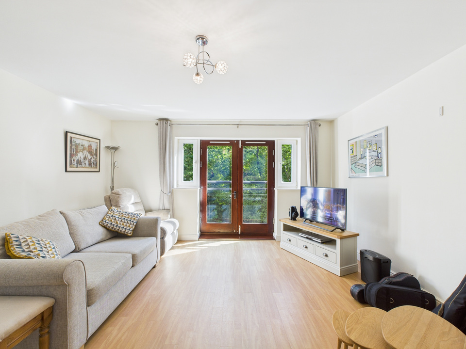 1 bed apartment for sale in Fairbank Road, Southwater  - Property Image 2