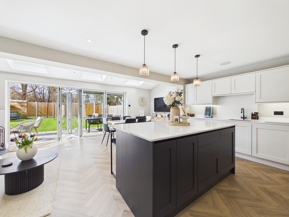 5 bed detached house for sale in St. Hughs Close, Crawley, West Sussex  - Property Image 4