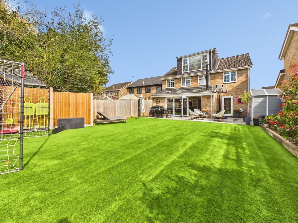 5 bed detached house for sale in St. Hughs Close, Crawley, West Sussex - Property Image 1