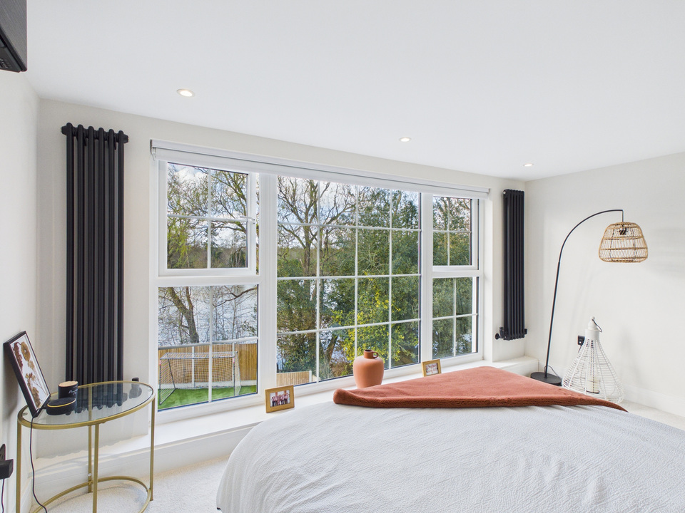 5 bed detached house for sale in St. Hughs Close, Crawley, West Sussex  - Property Image 8