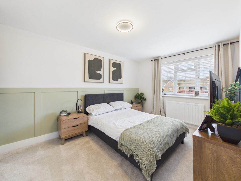 5 bed detached house for sale in St. Hughs Close, Crawley, West Sussex  - Property Image 19