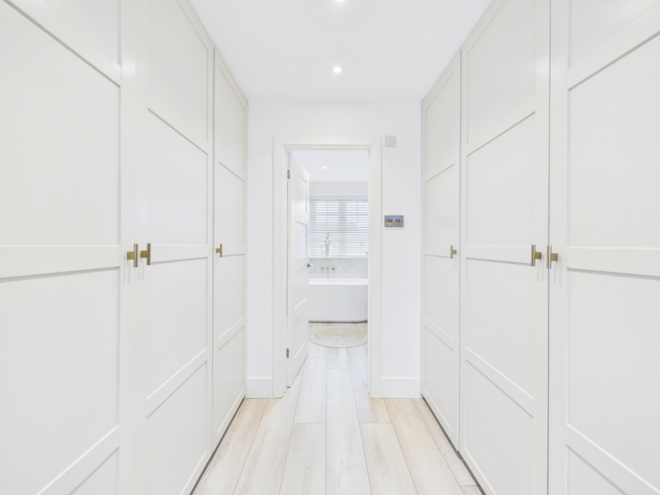 5 bed detached house for sale in St. Hughs Close, Crawley, West Sussex  - Property Image 17