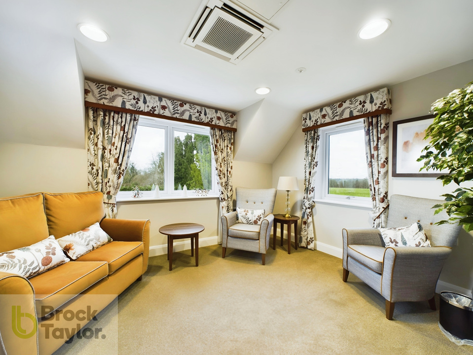 2 bed block of apartments for sale in Birchgrove Road, Horsted Keynes  - Property Image 13