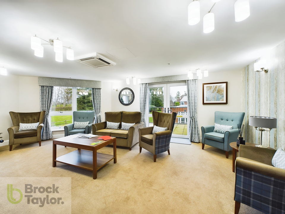 2 bed block of apartments for sale in Birchgrove Road, Horsted Keynes  - Property Image 17