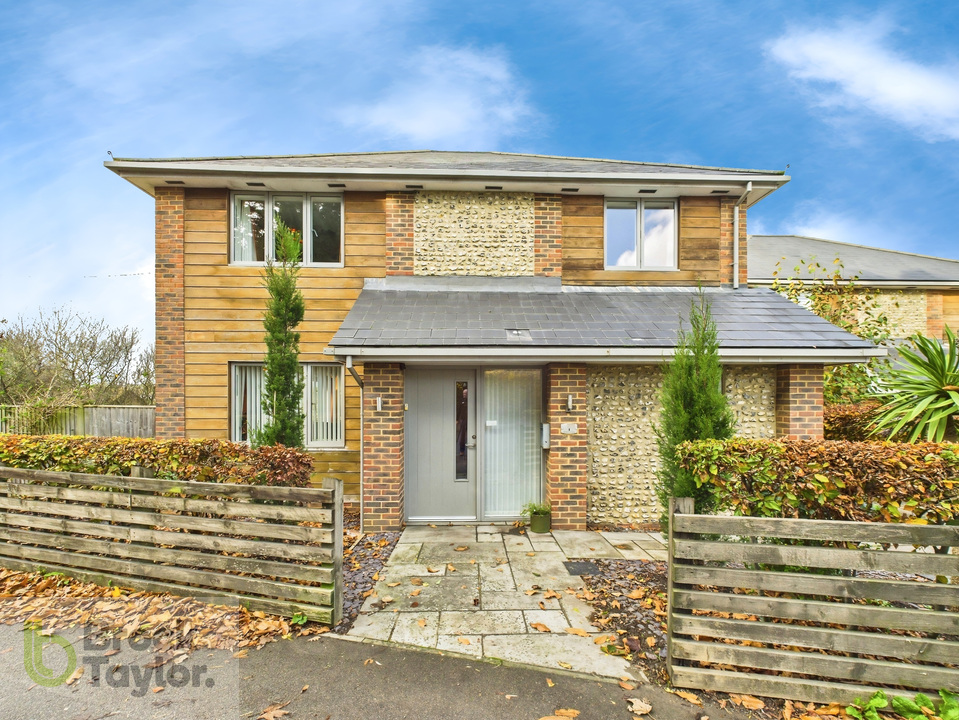 4 bed detached house for sale in Rocky Lane, Haywards Heath - Property Image 1