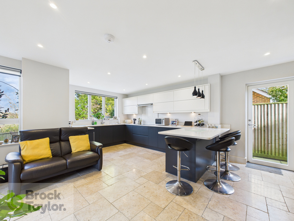 4 bed detached house for sale in Rocky Lane, Haywards Heath  - Property Image 5
