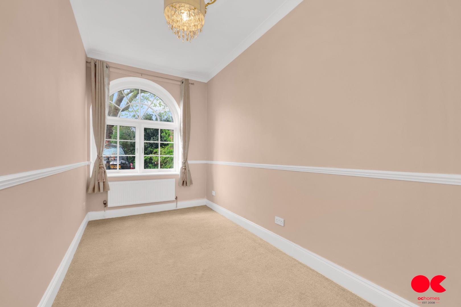 2 bed flat to rent in Hare Hall Lane, GIDEA PARK RM2  - Property Image 15