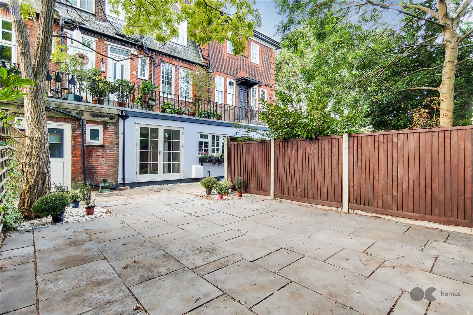 2 bed flat to rent in Hare Hall Lane, GIDEA PARK RM2  - Property Image 3