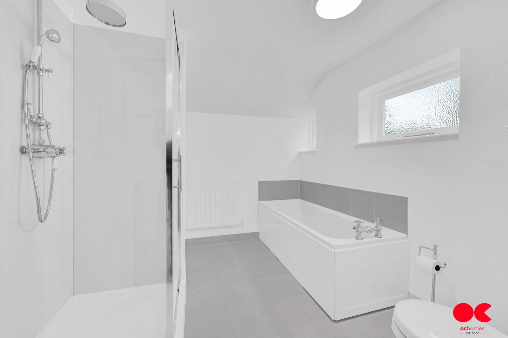 2 bed flat to rent in Hare Hall Lane, GIDEA PARK RM2  - Property Image 22