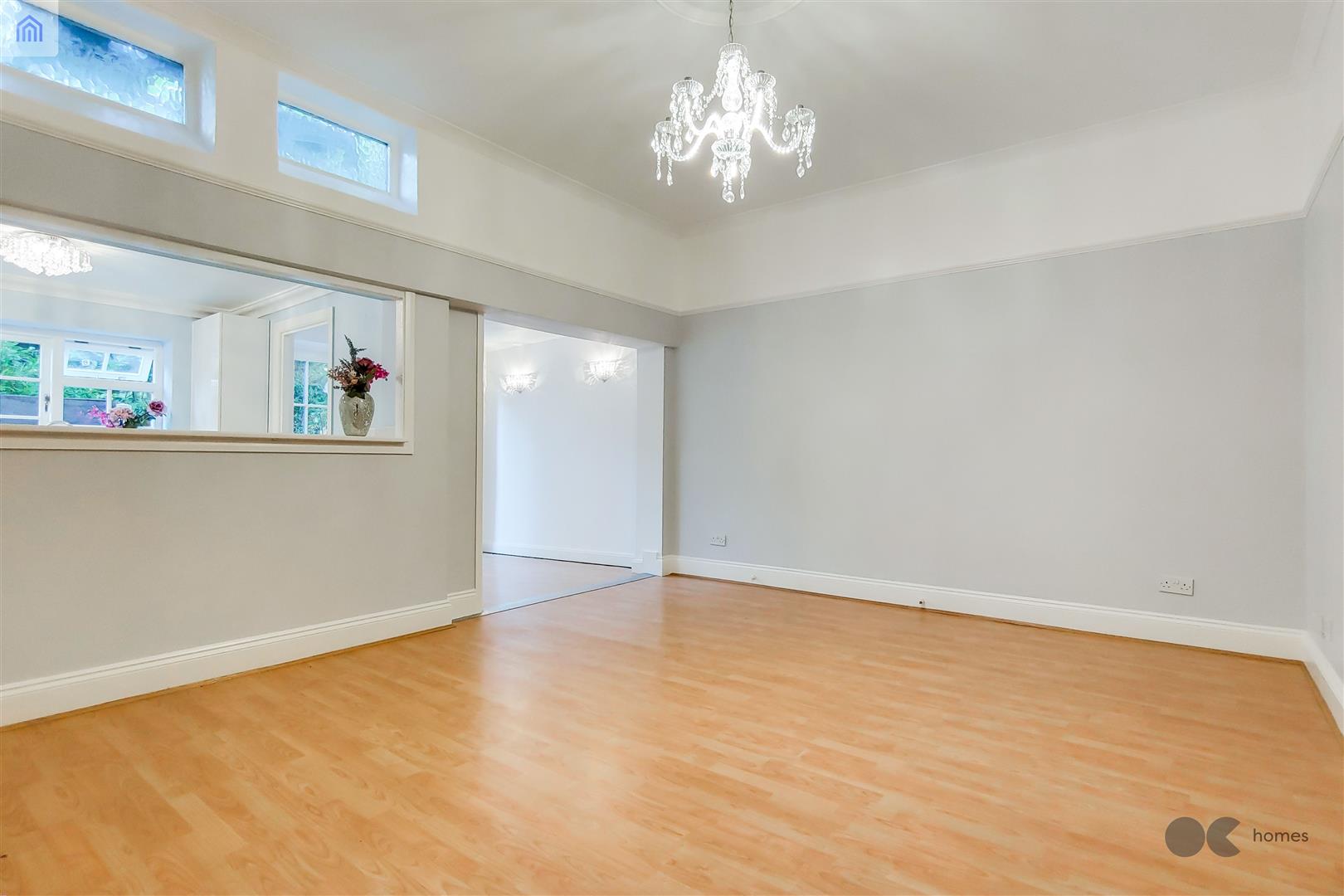 2 bed flat to rent in Hare Hall Lane, GIDEA PARK RM2  - Property Image 6