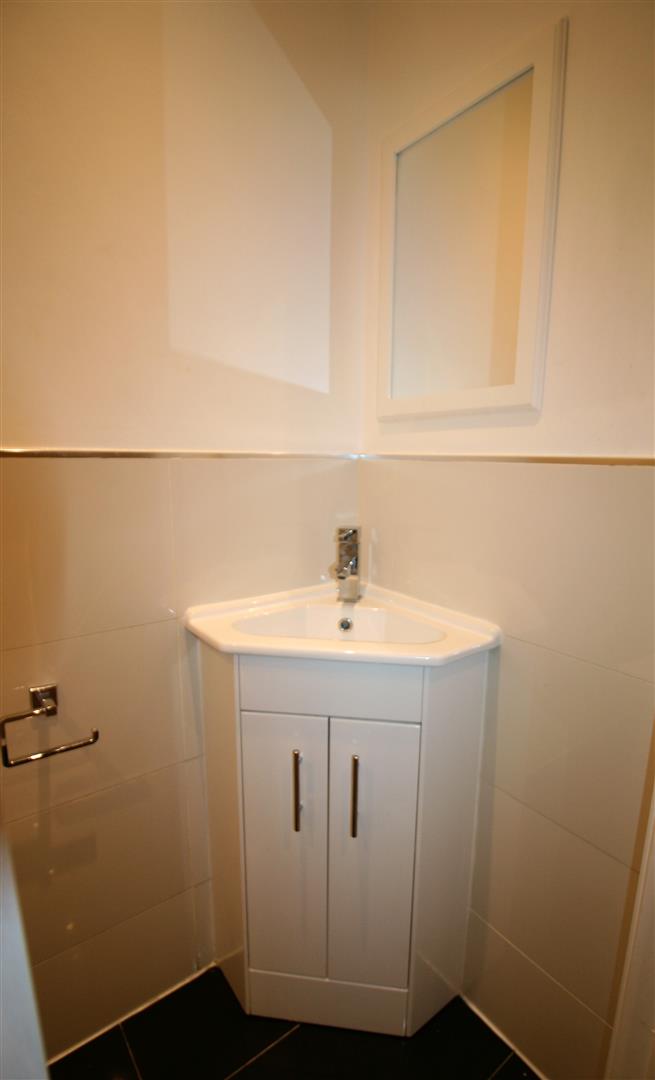 3 bed end of terrace house to rent in Noak Hill Road, Romford RM3  - Property Image 13