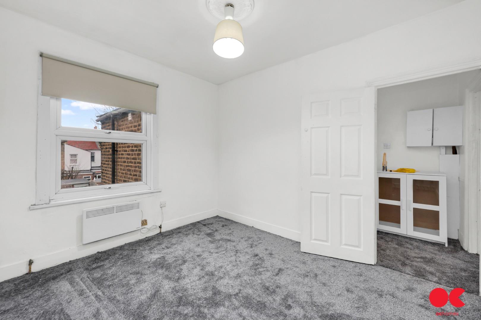 3 bed terraced house to rent in Ruckholt Road, Leyton, E10  - Property Image 19